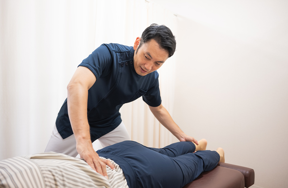 症状に合わせて施術を行います。